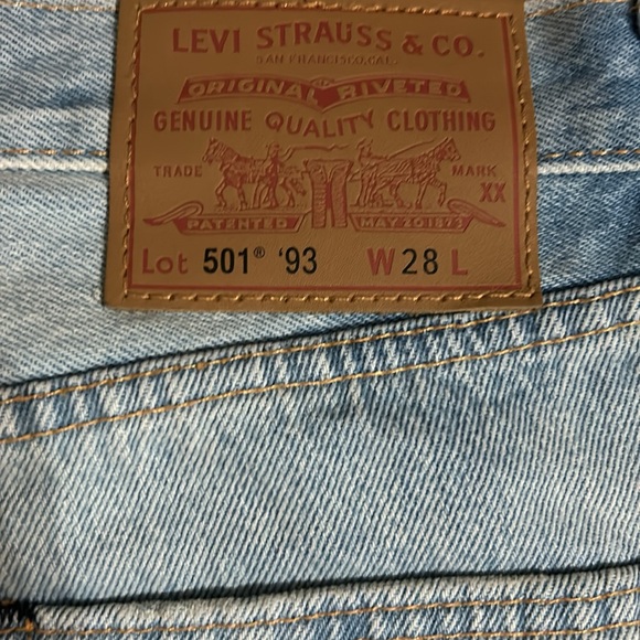 501 ‘93 Levi’s shorts - Picture 4 of 7